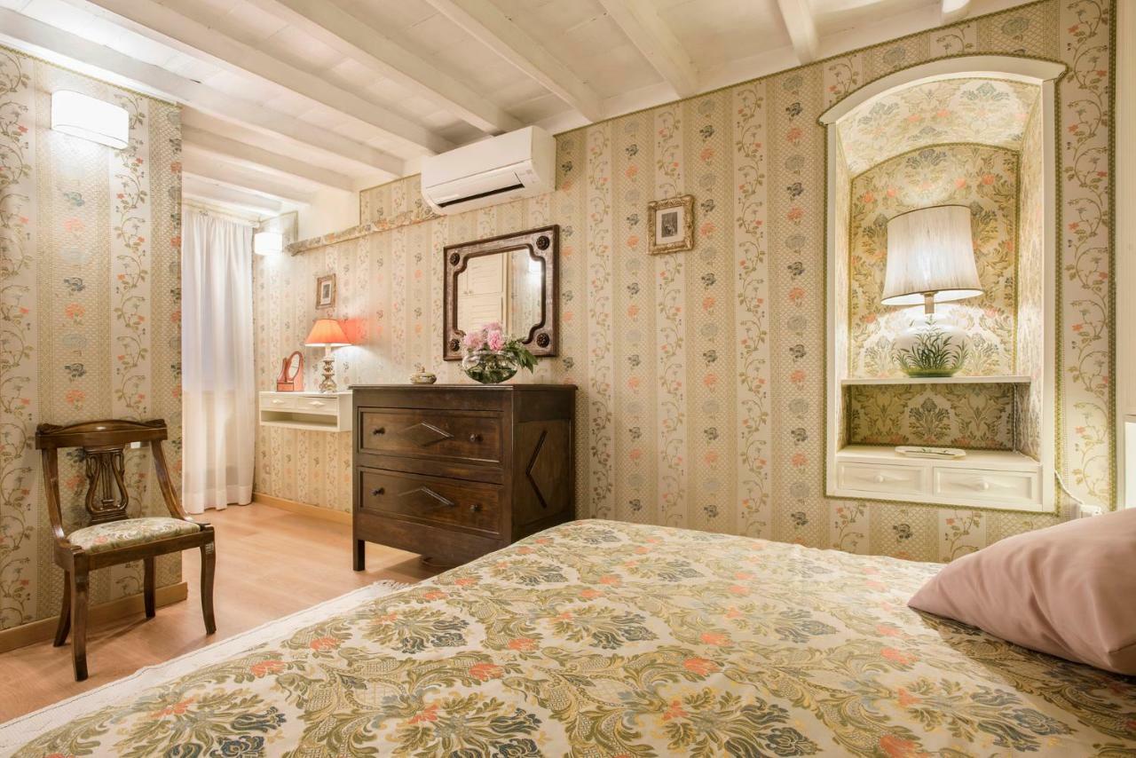 Trevinestrome - Exclusive Trevi Fountain View Apartment Eksteriør billede